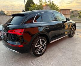 Audi q5 40 tdi 2.0 190 cv s line full