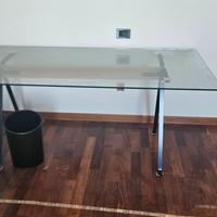 Tavolo Driade modello Frate design Enzo Mari