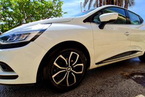 Renault clio 1,5 90 cv neopatentati