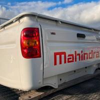 Cassone l-200 e mahindra
