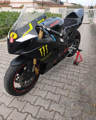 Suzuki pista gsx r 750 
