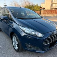 Ford fiesta GPL ANNO 2015