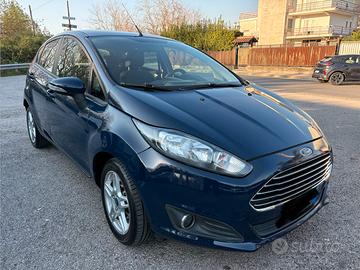 Ford fiesta GPL ANNO 2015