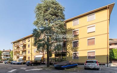 3 LOCALI CON CANTINA E POSTO AUTO