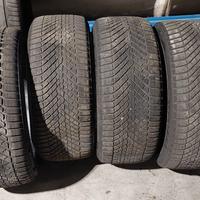 Gomme termiche Audi Q8 285/40 R22 110V Pirelli