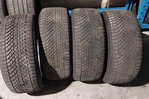 Gomme termiche Audi Q8 285/40 R22 110V Pirelli