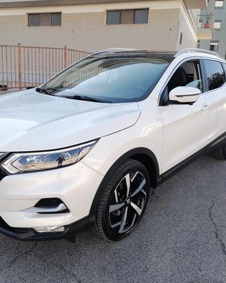Nissan Qashqai 1.5 dCi Tekna PLUS FULL 2018