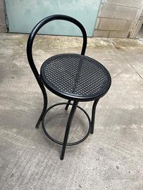 2 sgabelli da bar stile Thonet in metallo nero