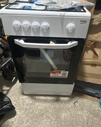 Cucina beko 4 fornelli + forno
