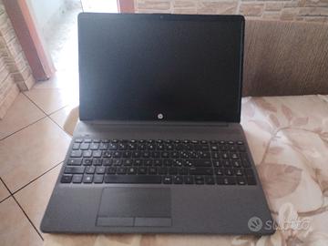notebook hp i3-1215u=16 giga. 256ssd