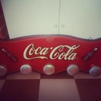 Attaccapanni appendi abiti coca cola