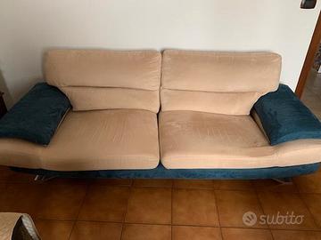 Divano Poltrone e Sofà 3/4 posti. 
