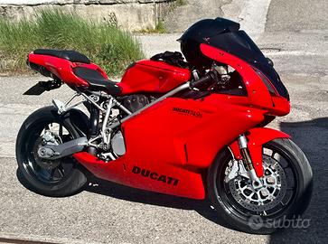 Ducati 749s