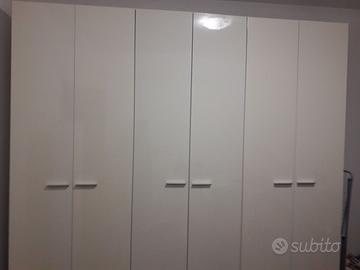 armadio porta vestiti da camera