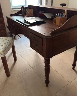 Scrivania 800 legno massello
