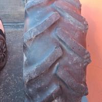 Pneumatico 420/70 r38 420/70r38 420/7/38