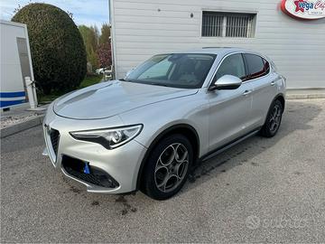 Alfa romeo stelvio 2.2 210 cv AT8 Q4 Veloce