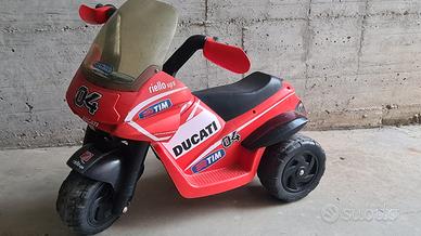 moto Ducati peg perego 