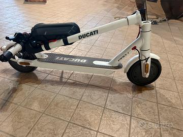 Monopattino Ducati