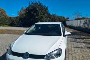 VW Golf 7 1.6 TDI 110cv - 2016 - Full LED - Navi -