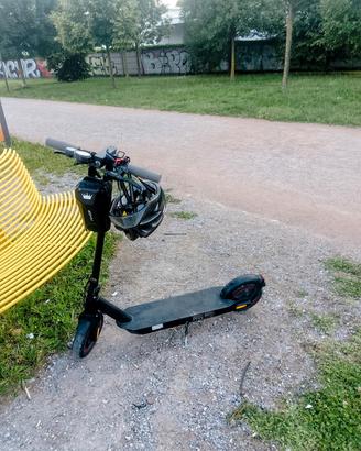 Monopattino elettrico VivoBike M-V35 Modificato 