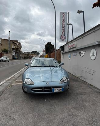 Jaguar XK XK8 4.0 COUPE