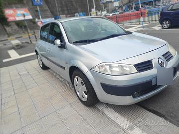 Renault Megane 1.9 dCi 120CV (2004)