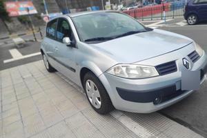 Renault Megane 1.9 dCi 120CV (2004)