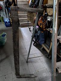 Vecchi attrezzi da falegname