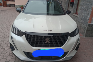 Peugeot 2008 gt line edition 130 cv