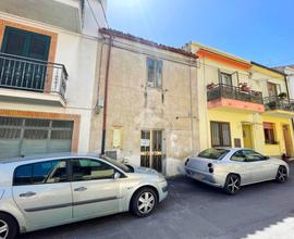 CASA SEMINDIPENDENTE A CUPELLO