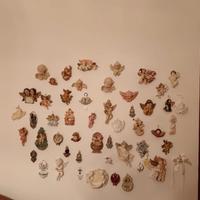 collezione di statuette religiose