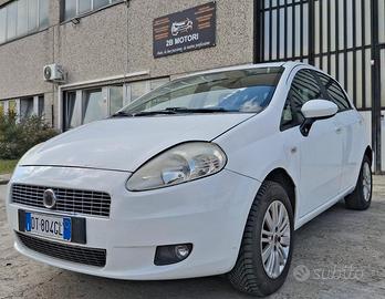 Fiat Grande Punto 1.4 5 porte Dynamic Natural Powe
