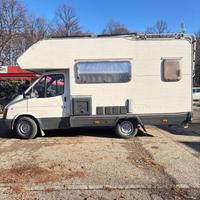 AUTOCARAVAN FORD RIMOR 2.5 DIESEL –