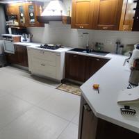 cucina con elettrodomestici 4.5mt x 2.5 mt