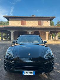 Porsche Cayenne turbo 2016 3.0 diesel 270 cv