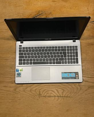 ASUS computer funzionante K550J pezzi ricambio
