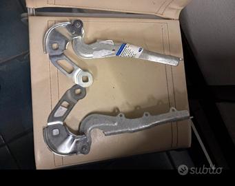 cerniere Cofano ant dx e sx 