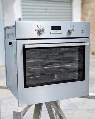 FORNO ELECTROLUX UTILIZZATO POCHISSIMO
