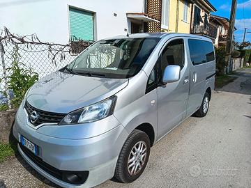 Nissan evalia  nv200