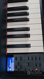 Pianoforte Yamaha Clavinova 585