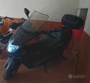YAMAHA MAJESTY 250