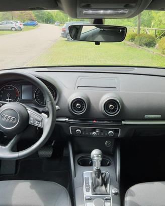 AUDI A3 SPB 30 g.tron S tronic