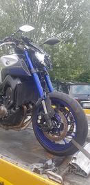 Yamaha MT-09 (2016) INCIDENTATA - Solo per Pezzi