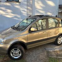 Panda 4x4 1.3 Multijet Climbing