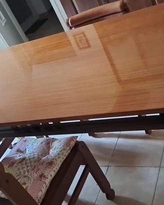 Tavolo in formica
