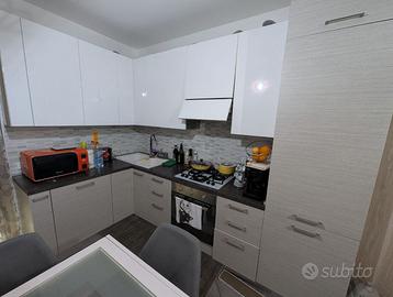 CUCINA completa di elettrodomestici