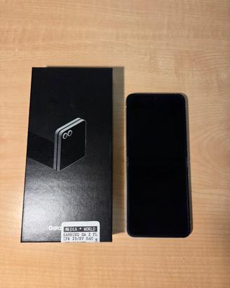 Samsung ZFlip 6 256gb