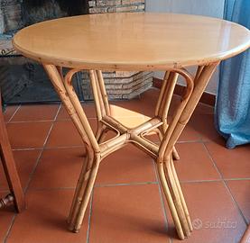 tavolo rotondo in rattan Pelangi