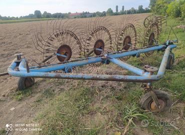 Ranghinatore volta fieno